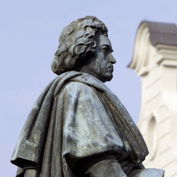 Foto: Beethovenstatue auf dem Bonner Münsterplatz. Bildquelle: BTHVN / Michael Sondermann